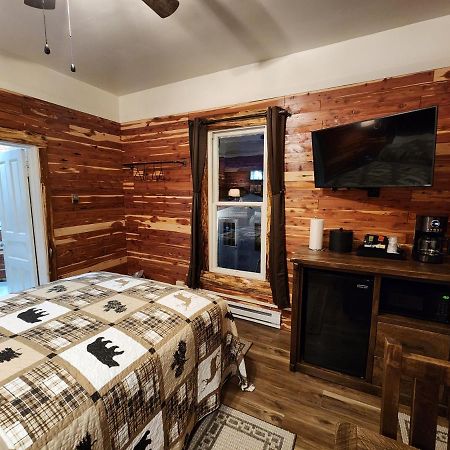 Log Cabin Inn يوريكا سبرينغز المظهر الخارجي الصورة