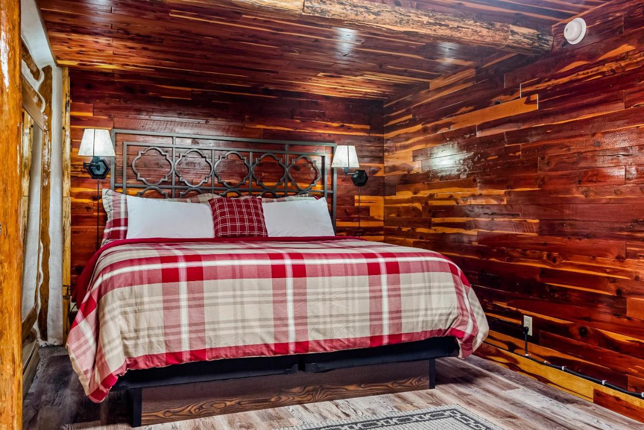 Log Cabin Inn يوريكا سبرينغز المظهر الخارجي الصورة