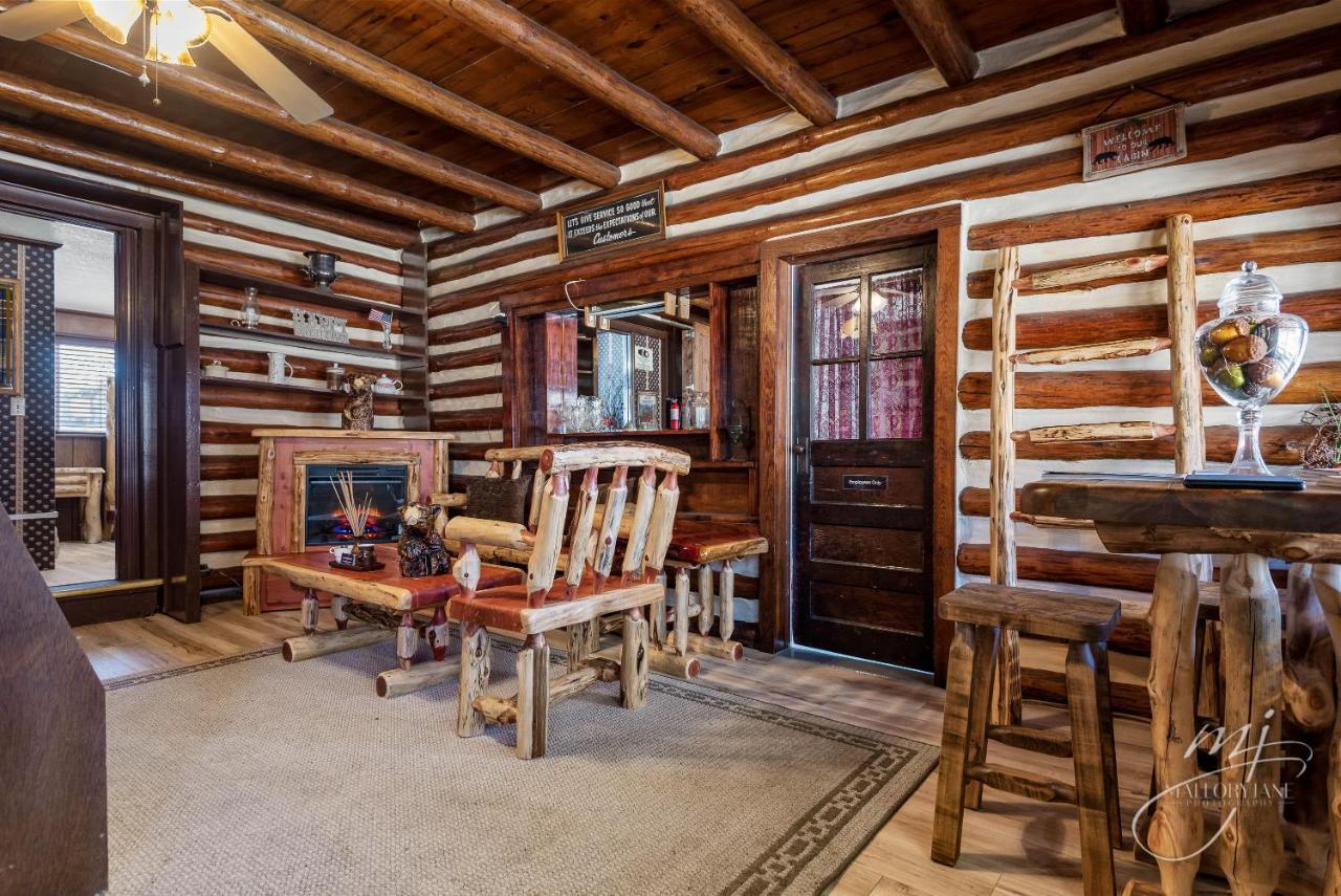 Log Cabin Inn يوريكا سبرينغز المظهر الخارجي الصورة
