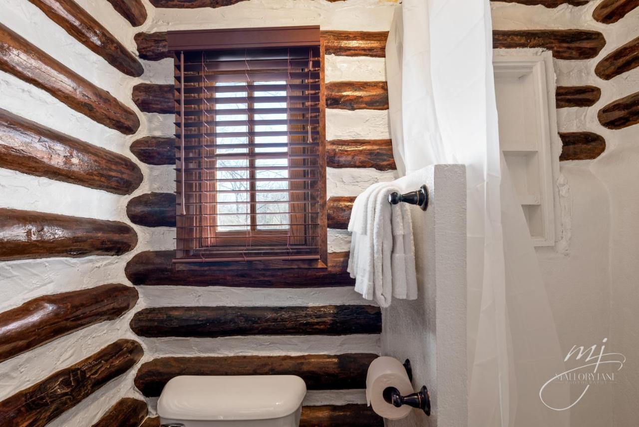 Log Cabin Inn يوريكا سبرينغز المظهر الخارجي الصورة