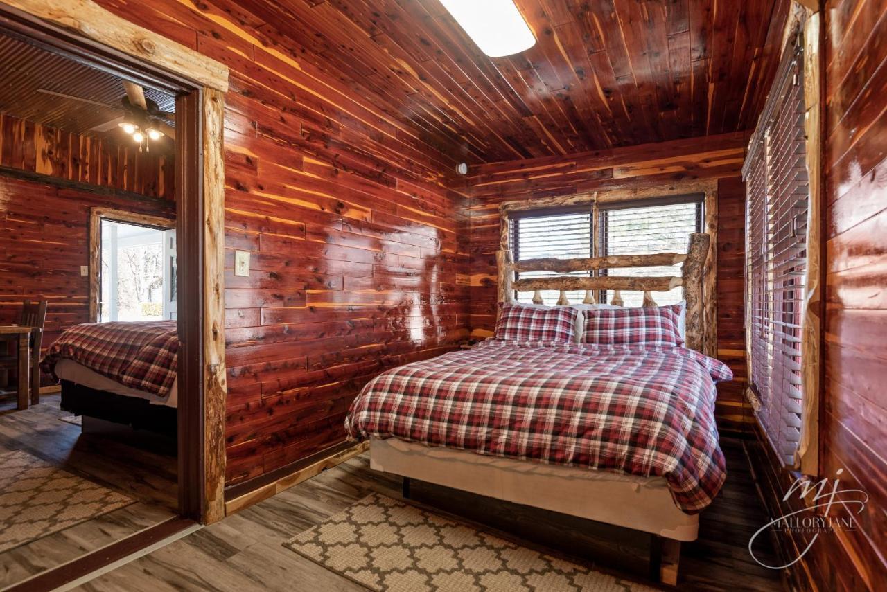 Log Cabin Inn يوريكا سبرينغز المظهر الخارجي الصورة