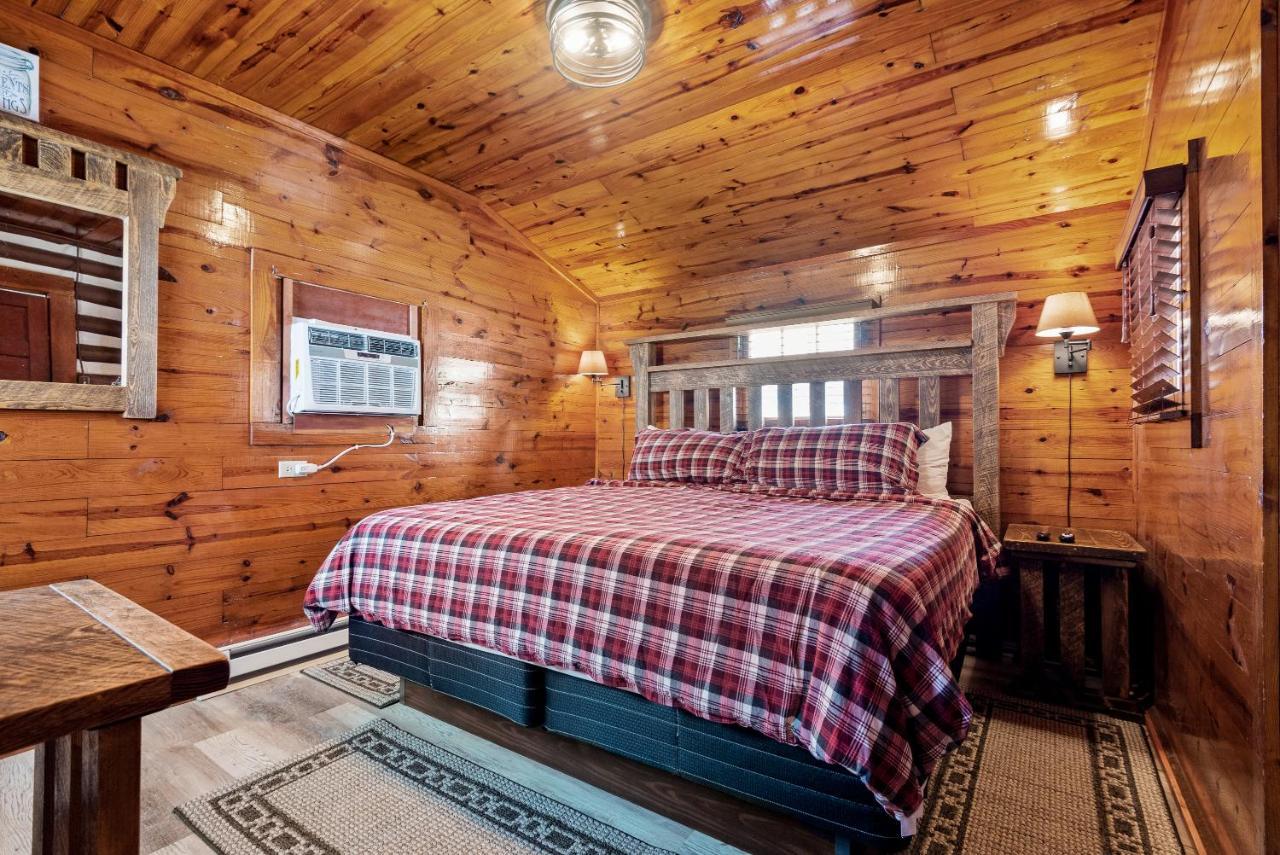 Log Cabin Inn يوريكا سبرينغز المظهر الخارجي الصورة
